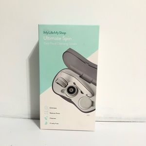 New in Box My Life My Shop facial brush